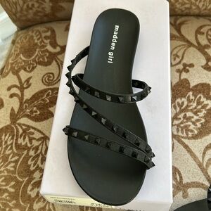 Madden girl sandals